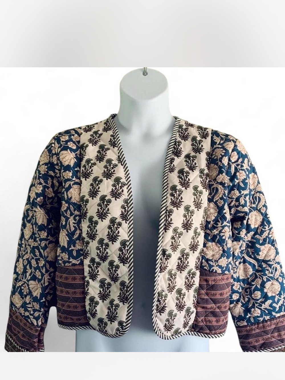 Boho Grandmacore Quilted Floral Cropped Jacket - Blue & Cream size S